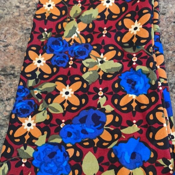 TC NWOT LuLaRoe Leggings C01 5175 - Picture 2 of 3